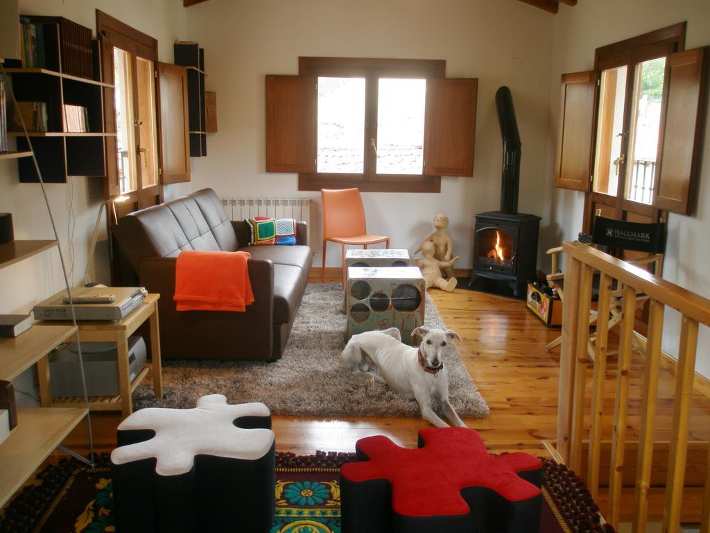 Hotel Rural Villa Liquidámbar Torrecilla en Cameros Habitación foto